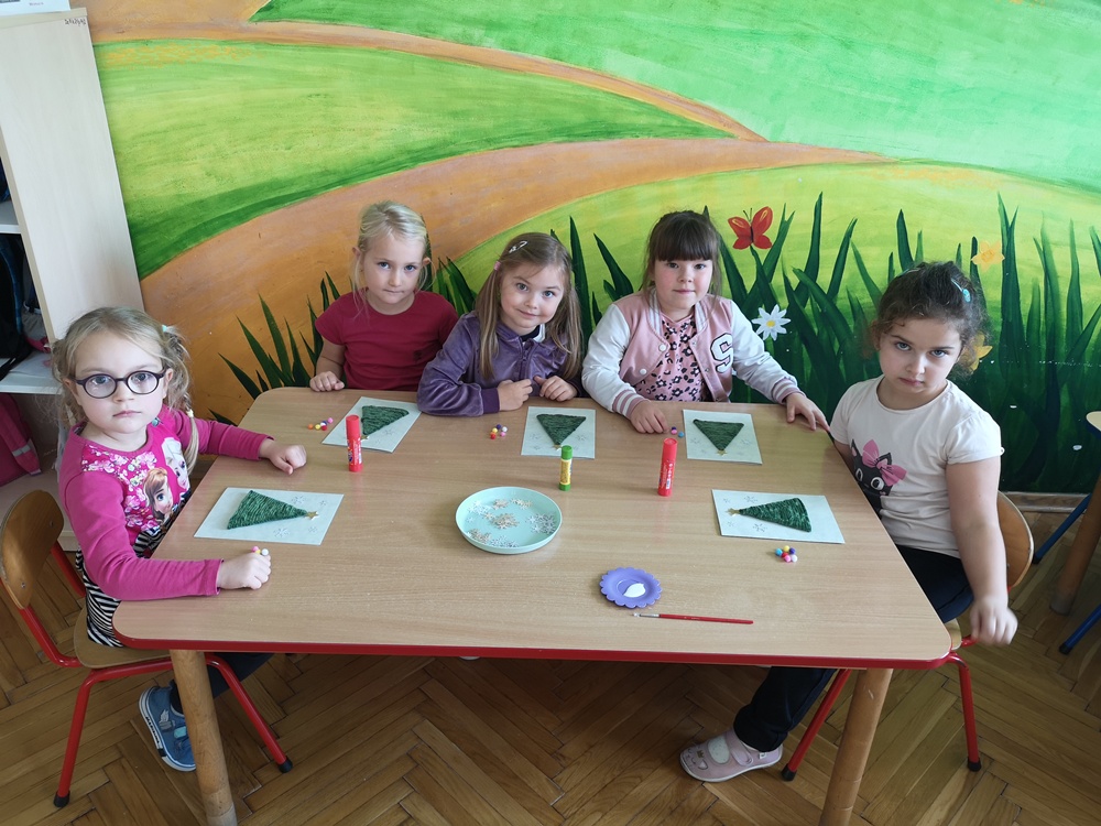 wykonanie kartek świątecznych